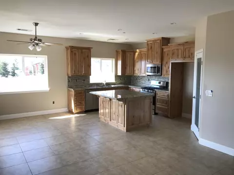 21351 Marengo Way, Tehachapi, CA 93561 photo 8