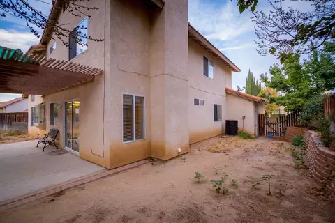 39357 Chalfont Ln, Palmdale, CA 93551 photo 38