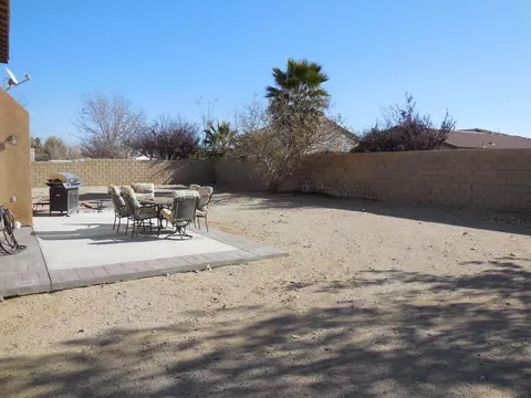 1734 Thomas Dr, Lancaster, CA 93535 photo 14