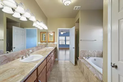 1319 Victoria Rose Dr, Tehachapi, CA 93561 photo 15
