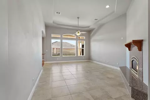 1319 Victoria Rose Dr, Tehachapi, CA 93561 photo 4