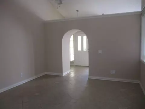 2221 Avenue R10 E, Palmdale, CA 93550 photo 2