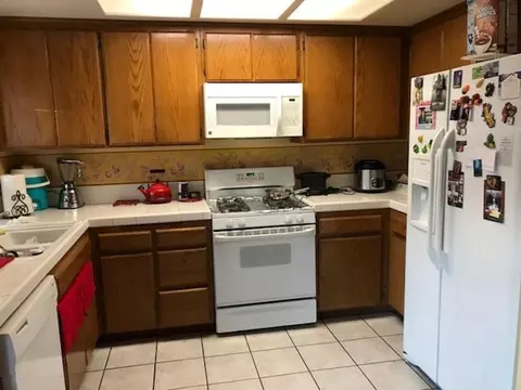 43915 Estrella Ln, Lancaster, CA 93535 photo 3