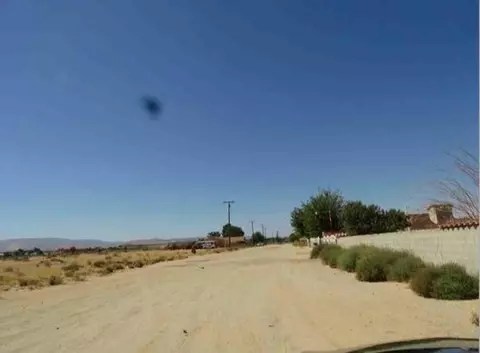738 E Avenue K12, Lancaster, CA 93535 photo 3