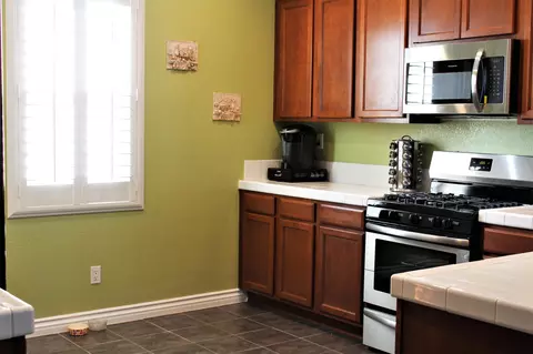 3053 E Nugent St, Lancaster, CA 93535 photo 5