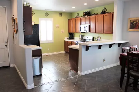 3053 E Nugent St, Lancaster, CA 93535 photo 3