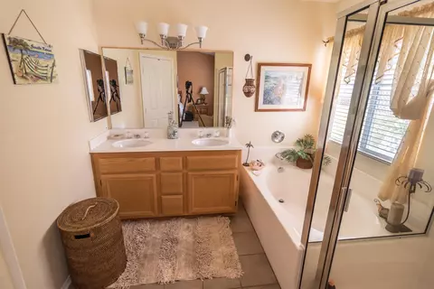 43765 Johns Ct, Lancaster, CA 93536 photo 13