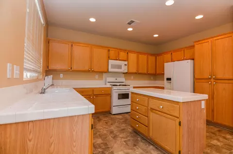 38617 Sienna Ct, Palmdale, CA 93550 photo 14