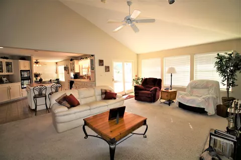 28800 Shannon Ct, Tehachapi, CA 93561 photo 7