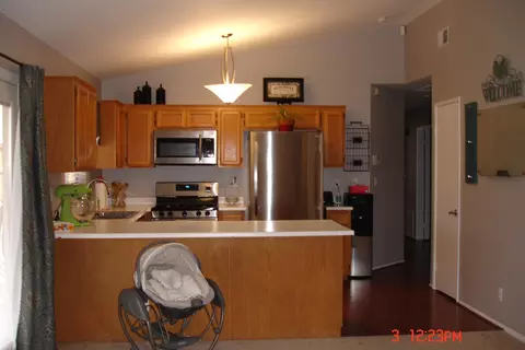 3741 Lyons, Rosamond, CA 93560 photo 8