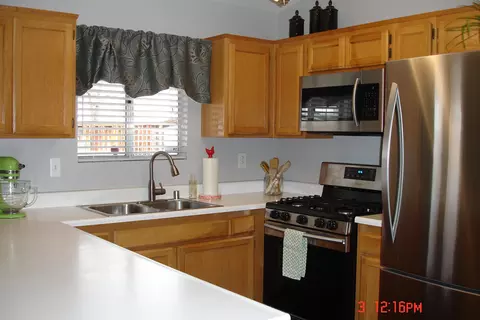 3741 Lyons, Rosamond, CA 93560 photo 9