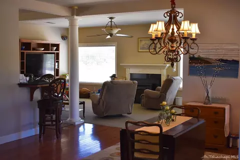 22008 Old Town Rd, Tehachapi, CA 93561 photo 6