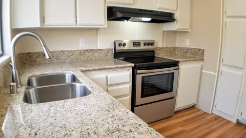 2316 Valley E, Rosamond, CA 93560 photo 2