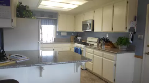 40504 E 152nd St, Lancaster, CA 93535 photo 8
