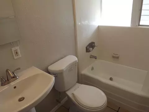 44602 E 2nd St, Lancaster, CA 93535 photo 14