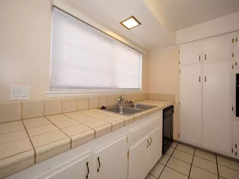 1026 E Avenue J5, Lancaster, CA 93535 photo 14