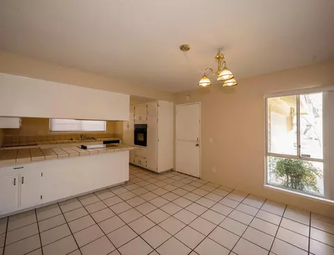 1026 E Avenue J5, Lancaster, CA 93535 photo 9