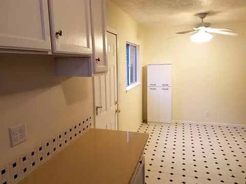 44651 E 6th St, Lancaster, CA 93535 photo 5