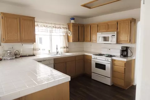 431 E Ave J12 E, Lancaster, CA 93535 photo 8