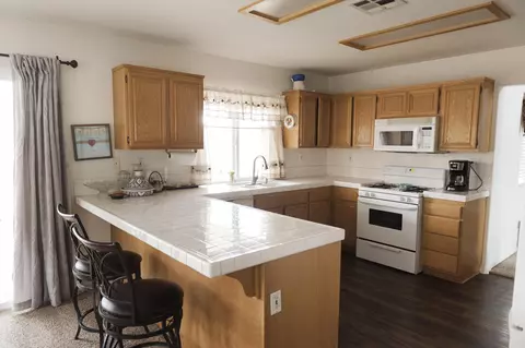 431 E Ave J12 E, Lancaster, CA 93535 photo 9