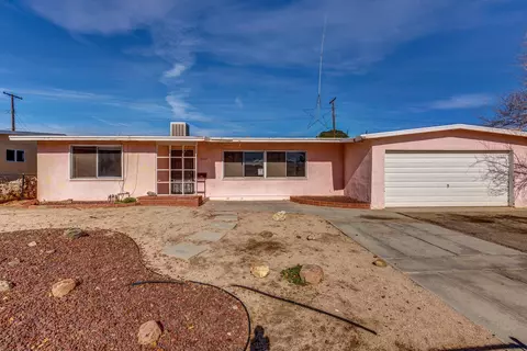 2139 Sweetbrier St, Palmdale, CA 93550 photo 1