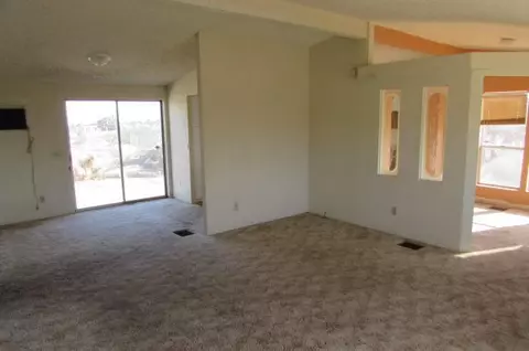 9260 W 61st St, Mojave, CA 93501 photo 5