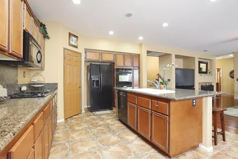 7554 Ridge View Dr, Lancaster, CA 93536 photo 9