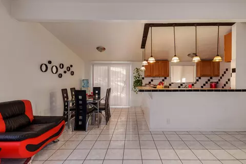 38418 32nd St E, Palmdale, CA 93550 photo 4