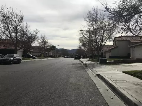 36903 35tth St E, Palmdale, CA 93550 photo 5