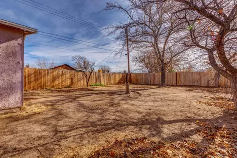 38462 32nd St E, Palmdale, CA 93550 photo 5