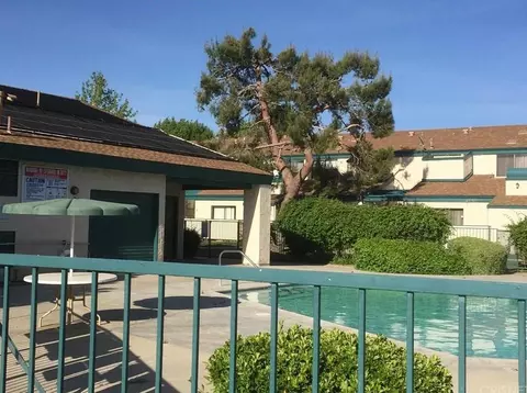 44436 15th St E #8, Lancaster, CA 93535 photo 5