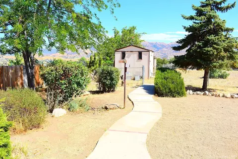 21920 Mid Way, Tehachapi, CA 93561 photo 7