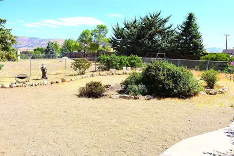 21920 Mid Way, Tehachapi, CA 93561 photo 8