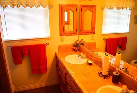 21920 Mid Way, Tehachapi, CA 93561 photo 10