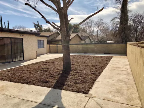 44437 Fenhold St, Lancaster, CA 93535 photo 17