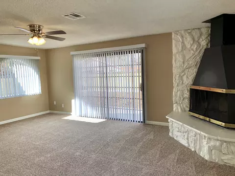 44437 Fenhold St, Lancaster, CA 93535 photo 7