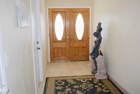 16343 Cajon St, Hesperia, CA 92345 photo 3
