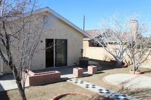37158 26th St E, Palmdale, CA 93550 photo 35