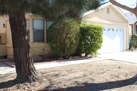 37158 26th St E, Palmdale, CA 93550 photo 3