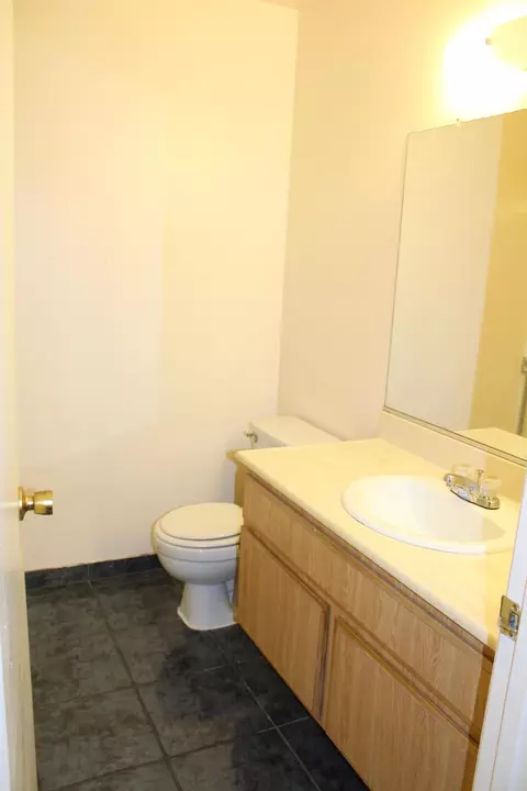37158 26th St E, Palmdale, CA 93550 photo 27