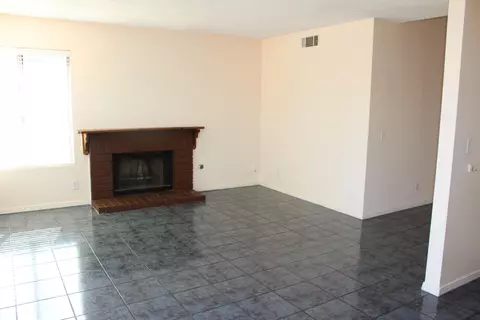37158 26th St E, Palmdale, CA 93550 photo 11