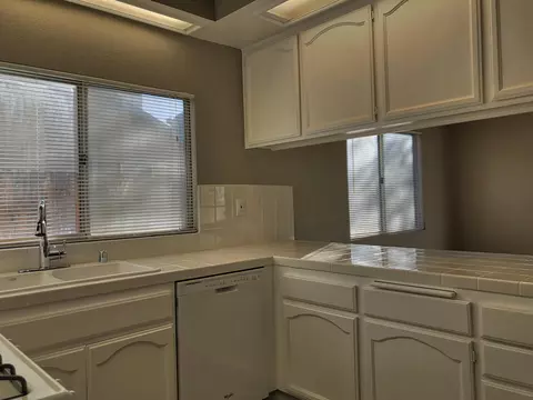 45127 Bevington Ave, Lancaster, CA 93535 photo 21