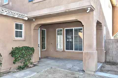 2726 E Newgrove St, Lancaster, CA 93535 photo 5