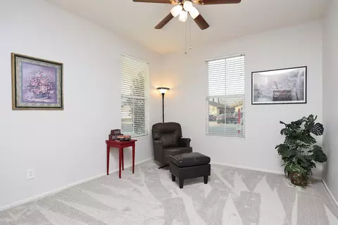 2726 E Newgrove St, Lancaster, CA 93535 photo 21