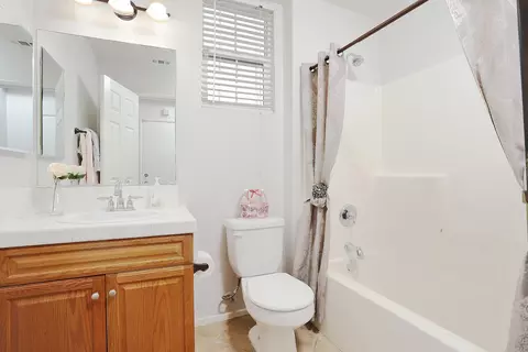 2726 E Newgrove St, Lancaster, CA 93535 photo 22