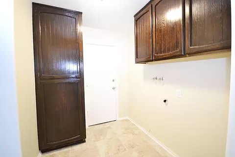 3327 Brittany Ln, Lancaster, CA 93536 photo 24