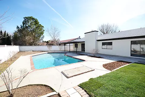 3327 Brittany Ln, Lancaster, CA 93536 photo 27