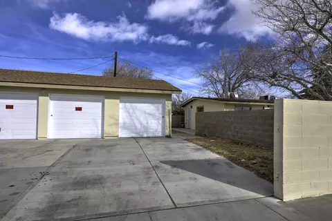 45105 Spearman Ave, Lancaster, CA 93534 photo 5
