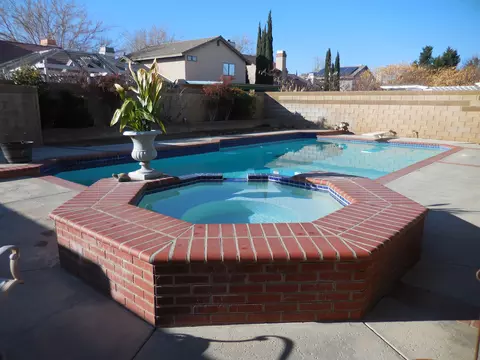 3112 Golfwood Ct, Lancaster, CA 93536 photo 2