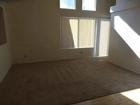 3050 Hildreth Ct, Lancaster, CA 93535 photo 2